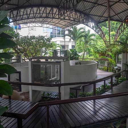 A-One Motel Bangkok Exterior photo