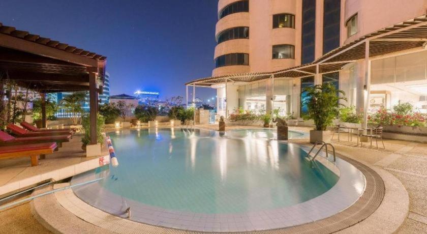 A-One Motel Bangkok Exterior photo